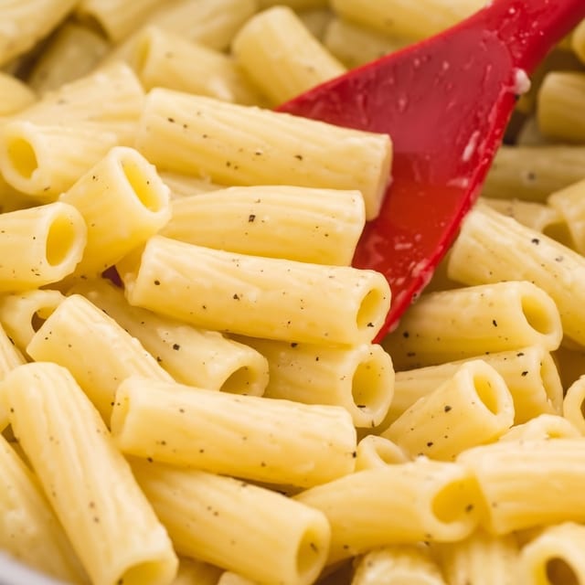Pasta Rigatoni Butter.